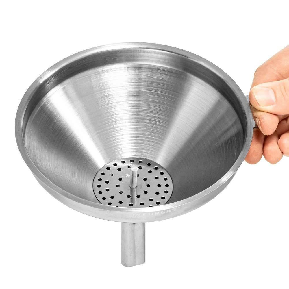 Pâlnie cu sită, diam. 15 cm | FORGAST FG11611