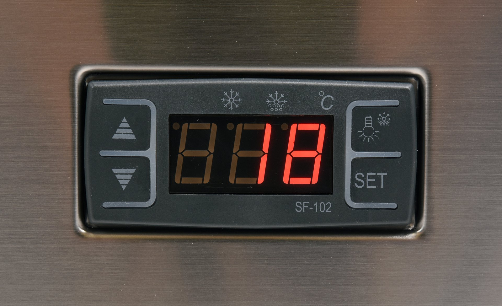 Vitrină frigorifică 78 l negru | YATO YG-05060