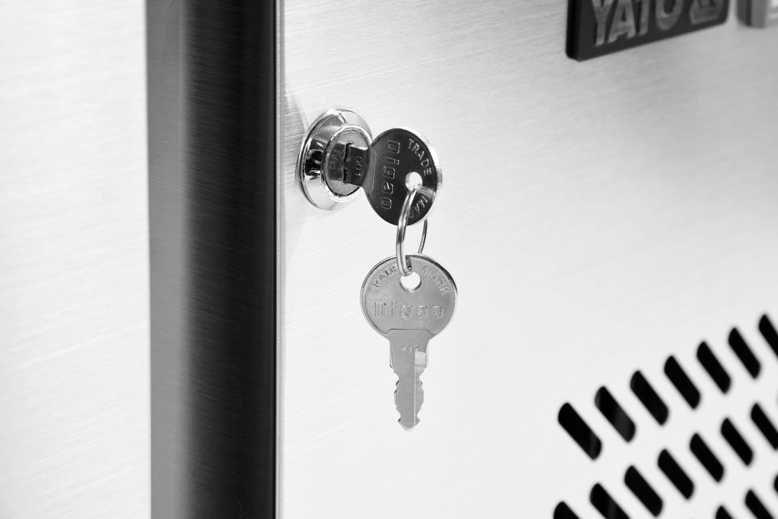 Masă vitrată frigorifică cu 2 uși YATO YG-05252