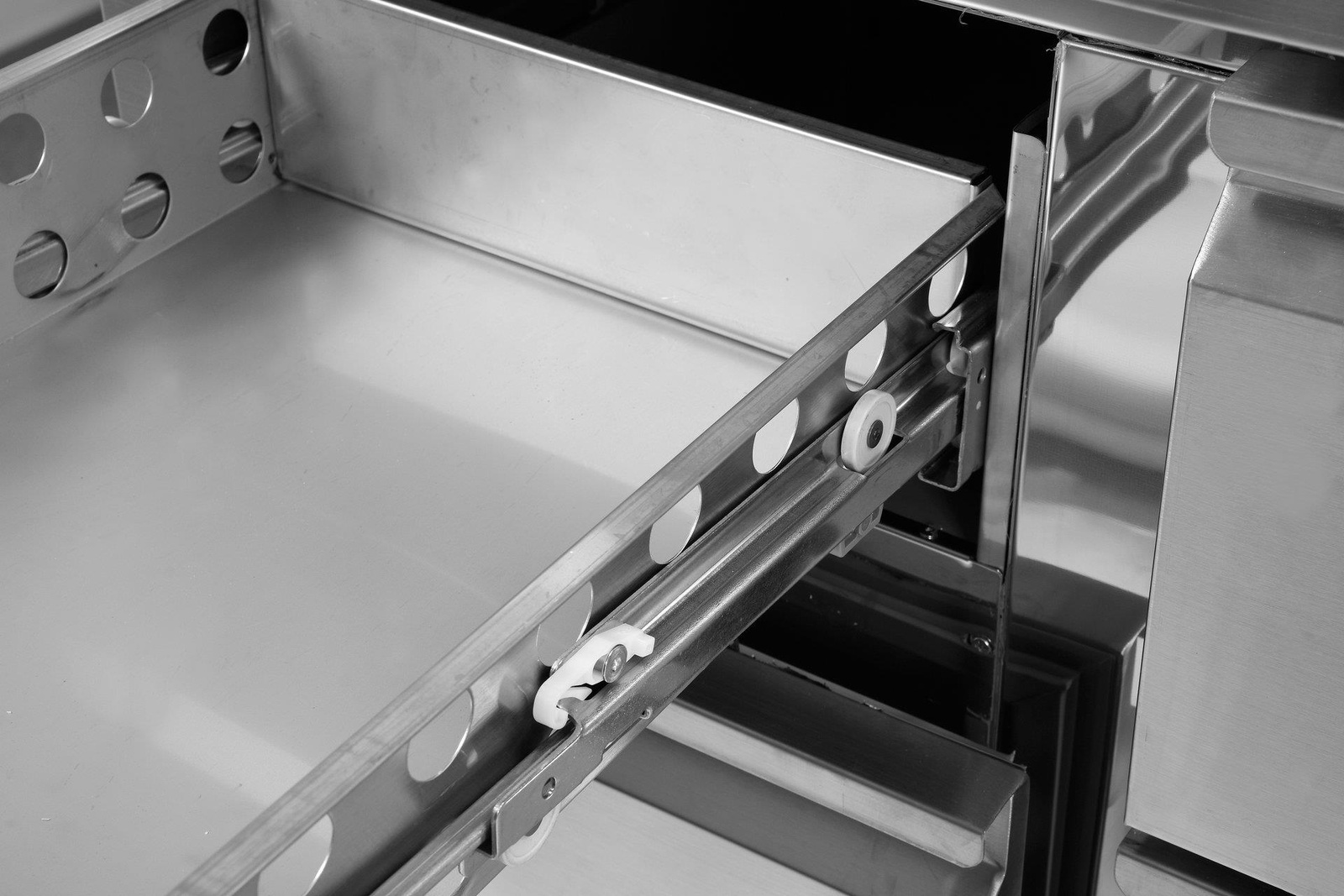 Masă de răcire cu sertare | YATO YG-05280