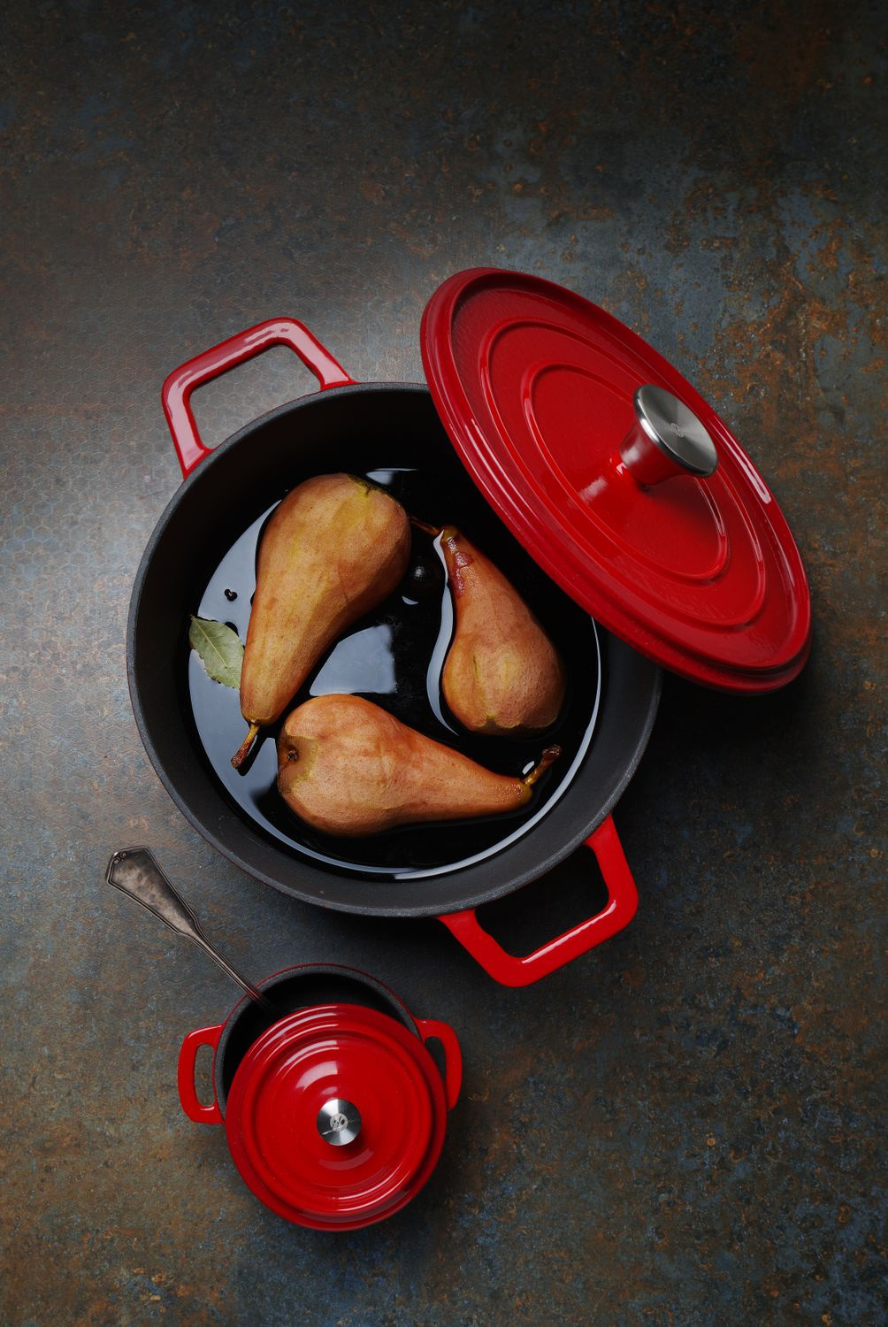 Oală din fontă cu capac roșie - capacitate 3,4l l HENDI 626832