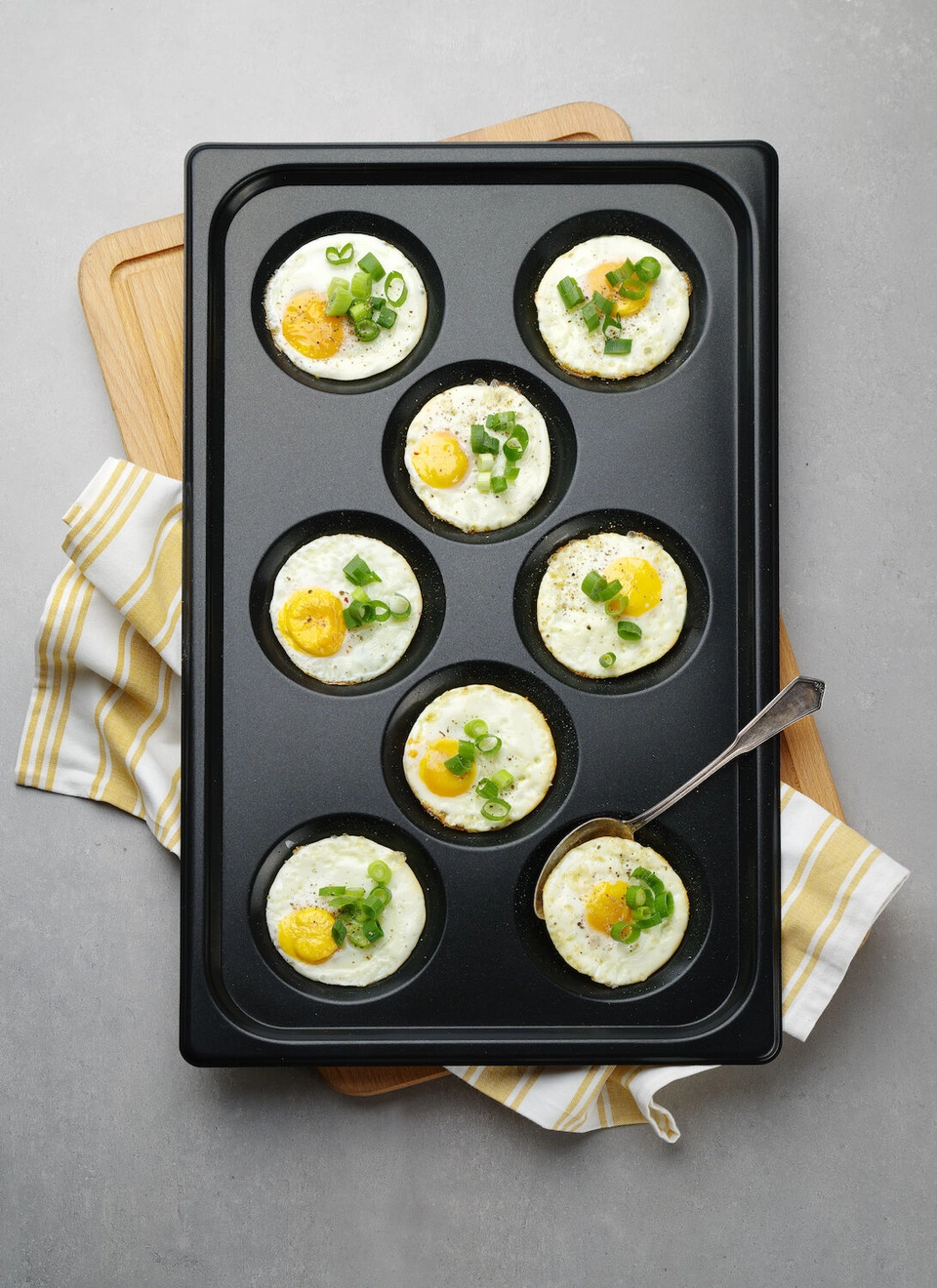 Tavă pentru ouă ochiuri, cu strat antiaderent CONVECTOMAT EGGPLATE, GN1/1 | HENDI 808856