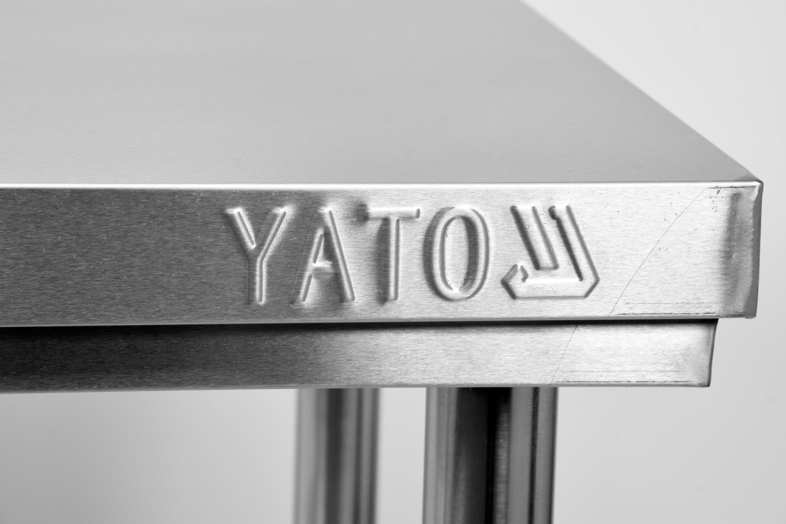 Masă de lucru centrală din oțel inoxidabil cu raft 100x60x85 cm | YATO YG-09001