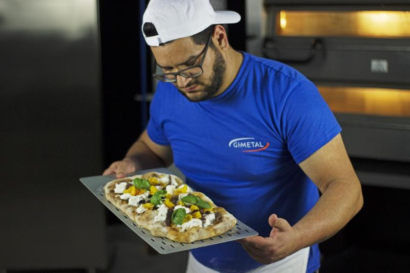 Tavă perforată pentru pizza 40x90 cm | GI.METAL AM-4090AF