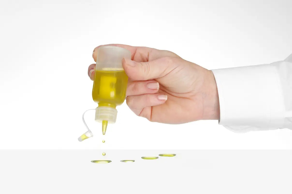 Dozator mini pentru sosuri, capacitate 50 ml - set 4 buc. | HENDI 557990