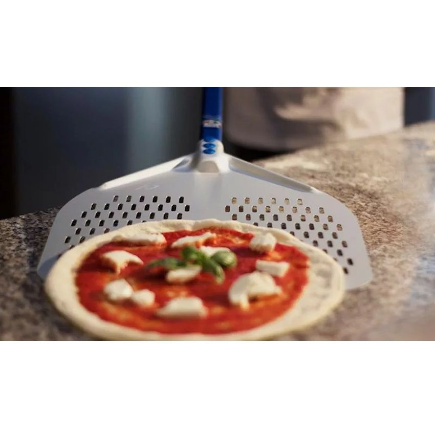 Lopată dreptunghiulară pentru pizza, perforată, din aluminiu anodizat | GI.METAL A-45RF/120