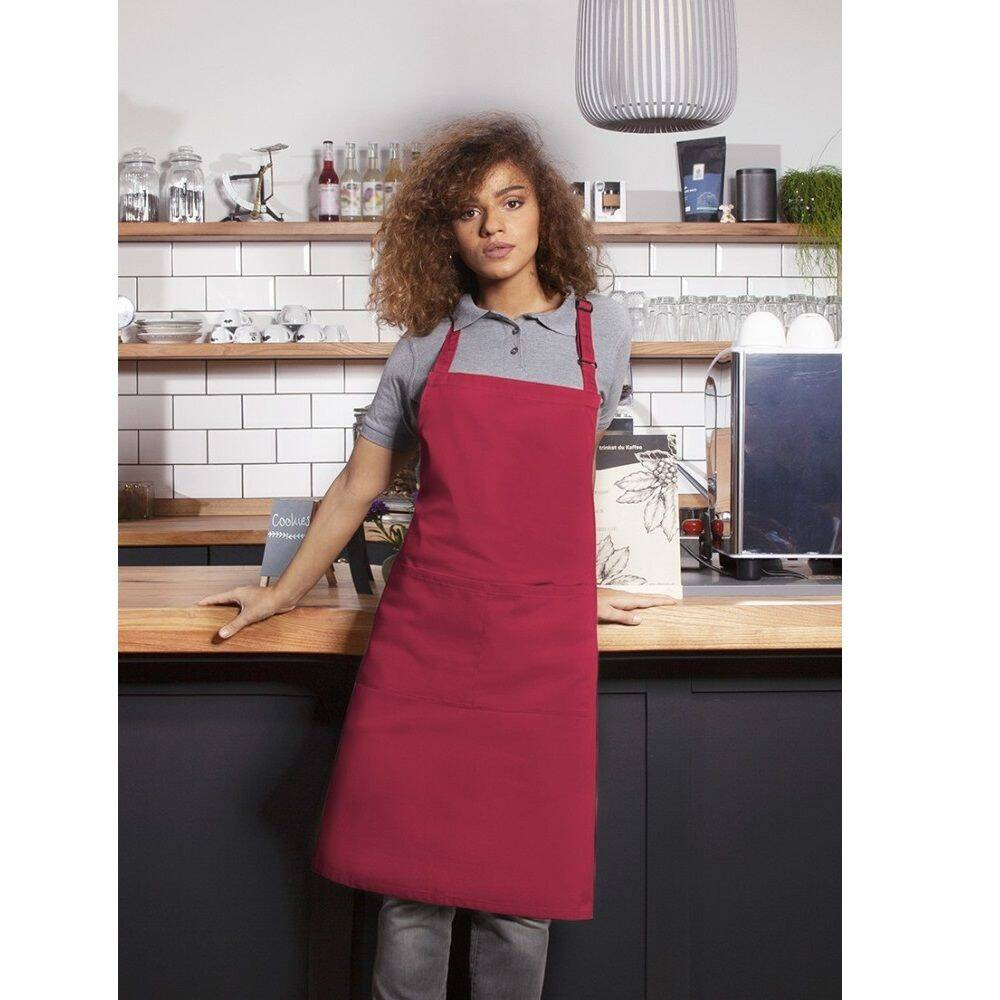 Șorț de bucătar de bază 75 x 90 cm cu buzunar și cataramă zmeură | KARLOWSKY BLS 5-89-Stck
