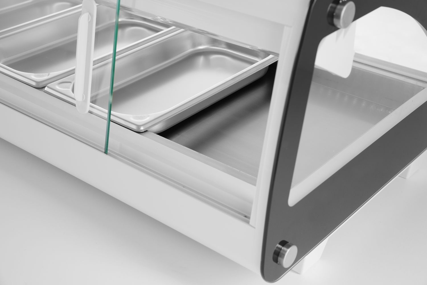 Vitrină frigorifică pentru sushi HENDI 233757