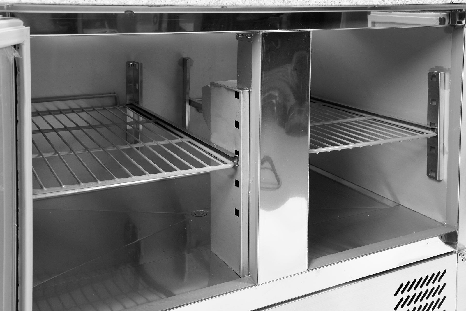 Masă frigorifică cu 2 uși pentru pizza cu extensie | YATO YG-05275