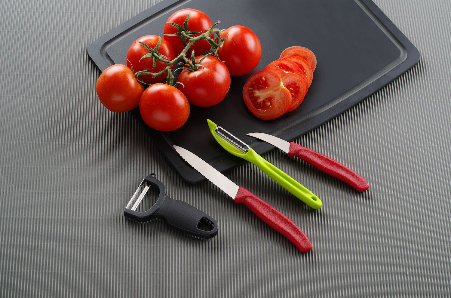 Cuțit de curățat roșu cu lamă curbată | HENDI 841532