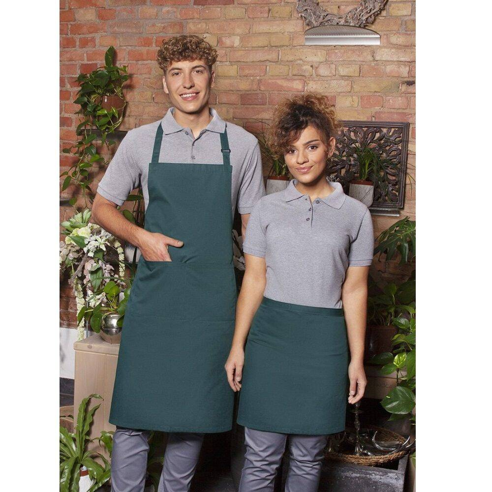 Șorț de bucătar Basic 75 x 90 cm cu buzunar și cataramă verde pin | KARLOWSKY BLS 5-80-Stck