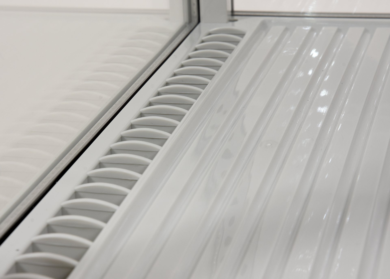 Vitrină frigorifică 78 l alb | YATO YG-05055