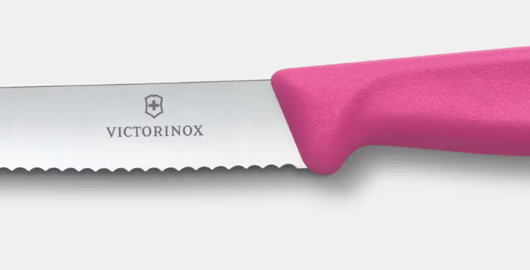 Swiss Classic cuțit zimțat pentru legume și fructe portocaliu lung. lame 11 cm | VICTORINOX 6.7836.L119